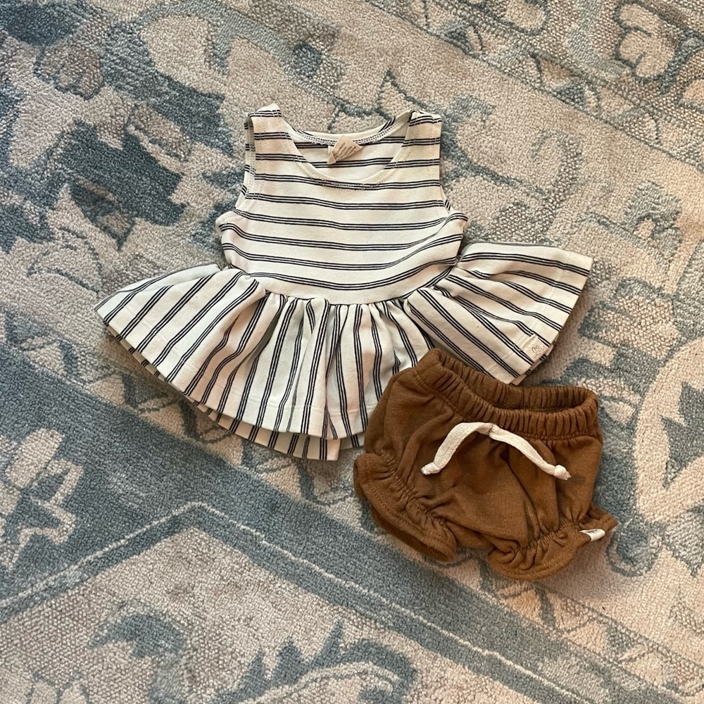Lulu & Roo Outfit